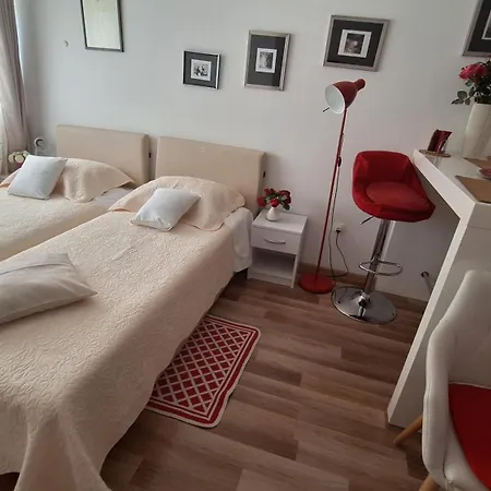 Apartment Klara *