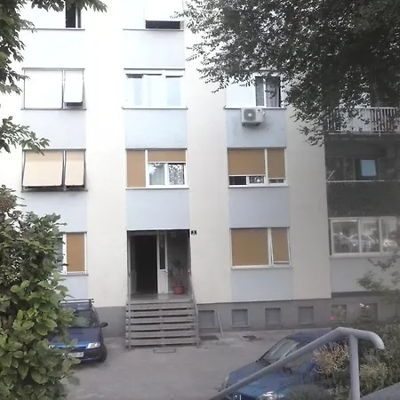 Klara Split